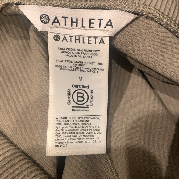 Athleta, Salutation Stash Pocket ll Rib 7/8 tight. New Without Tags. Size M. - Picture 4 of 4